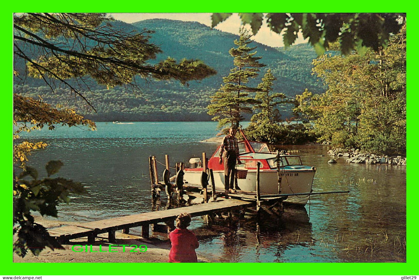 ADIRONDACK, NY - LAKES ABOUND CAMPSITES - ANIMATED WITH BOATS - DEXTER PRESS INC - DEAN COLOR SERVICE - - Adirondack