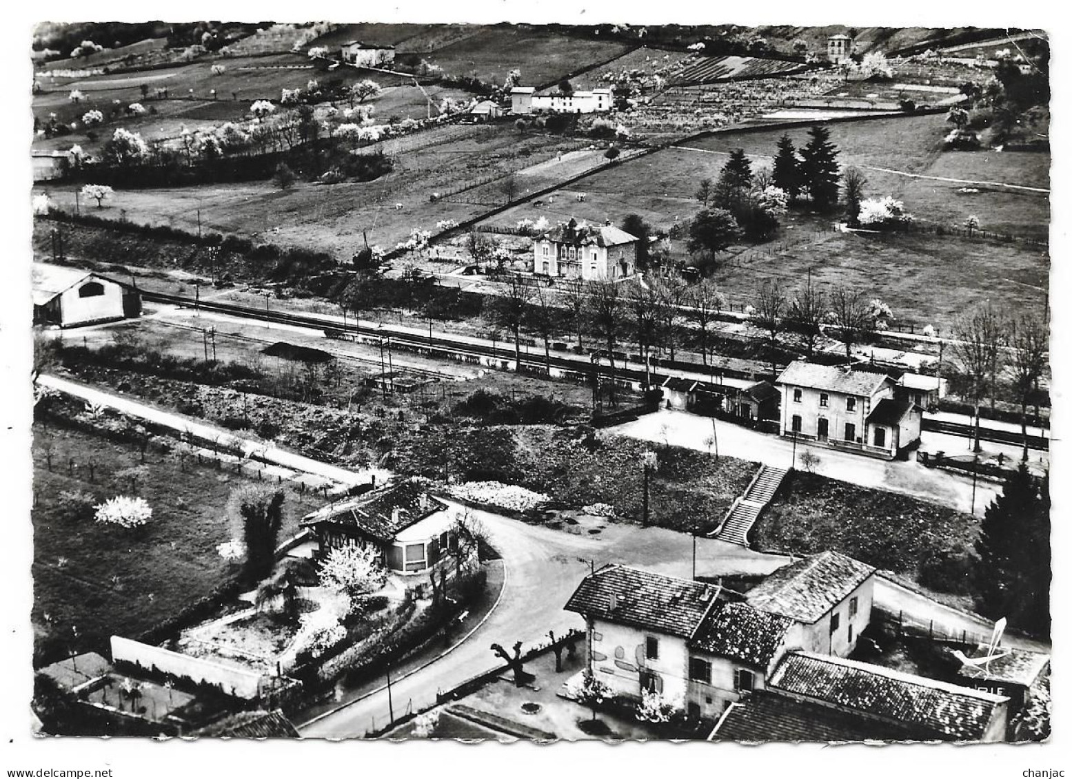 Cpsm: 69 PONTCHARRA SUR TURDINE (ar. Villefranche Sur Saone) La Gare (Vue Aérienne)  N° 11   Ed. Lapie - Pontcharra-sur-Turdine