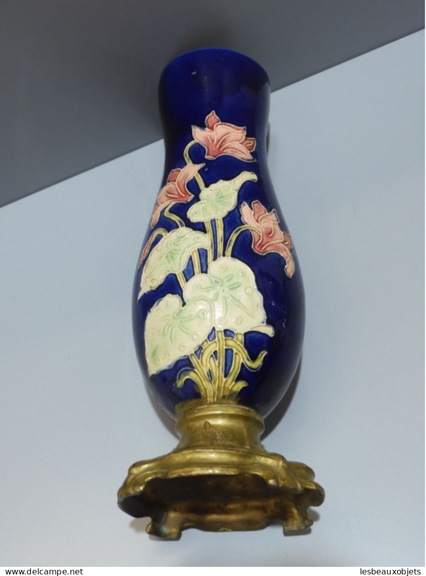 - ANCIEN VASE BARBOTINE PIED REGULE Redoré COLLECTION DECO VITRINE    E