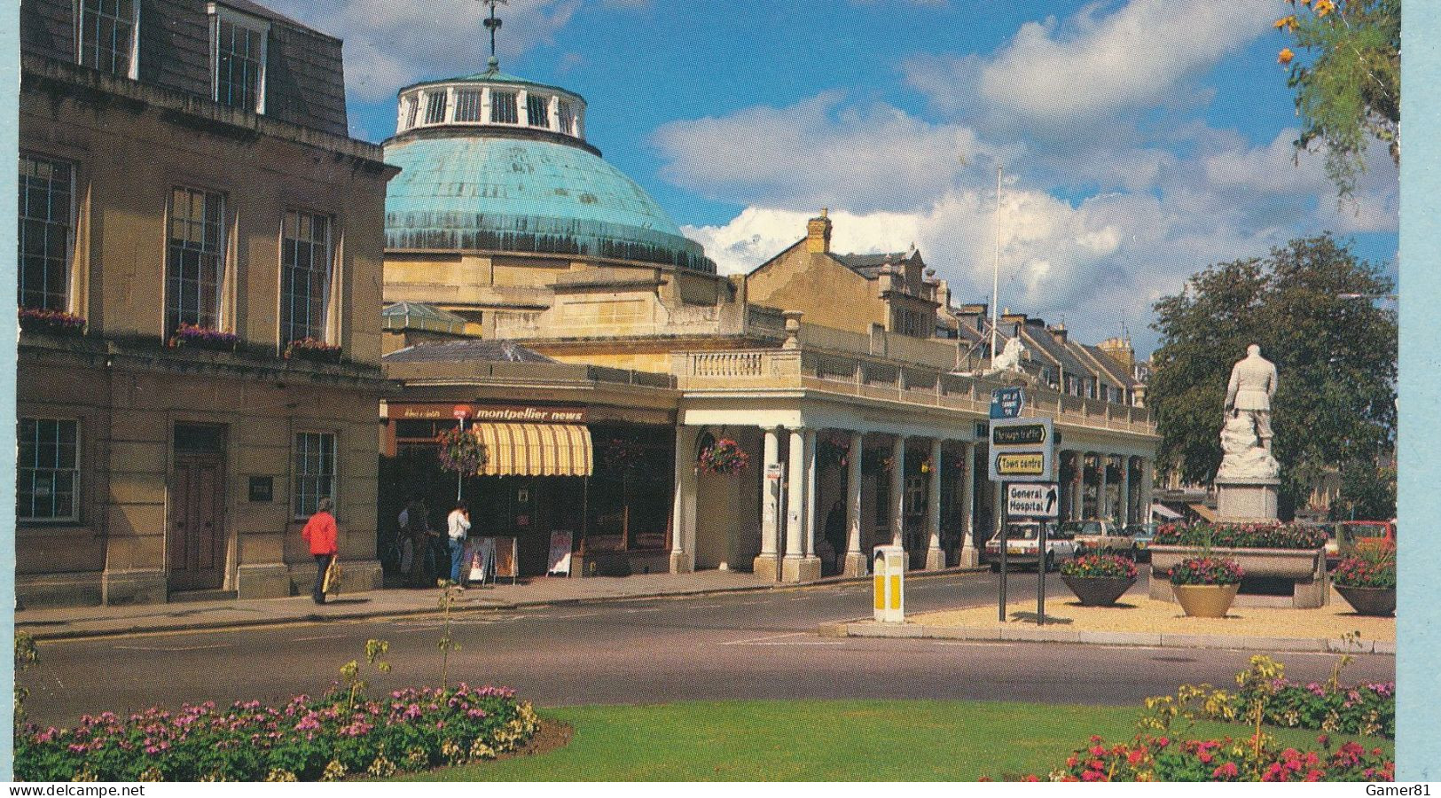 Cheltenham - The Rotunda - Montpellier - Ford Escort Auto - Cheltenham