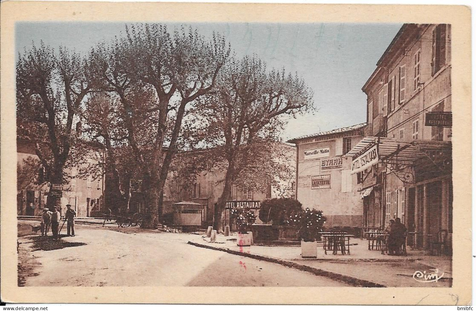 ST-ZACHARIE - Place Du 4 Septembre - Saint-Zacharie