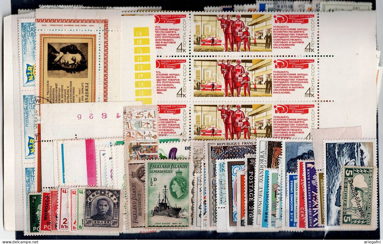 LOT OF 258 STAMPS MINT+USED +16 BLOCKS MI- 85 EURO VF!! - Collections (sans Albums)