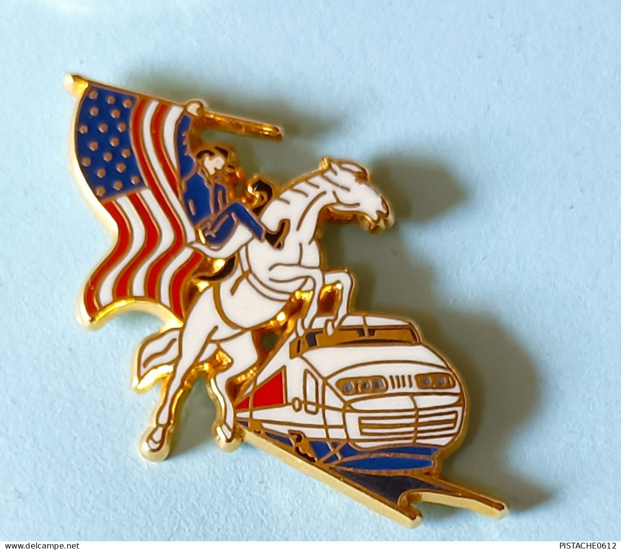 Pin's TGV Ballard Collection Doré Or Fin Texas Cheval Blanc.Drapeau Etats-Unis 3cm X 4 Cm - TGV