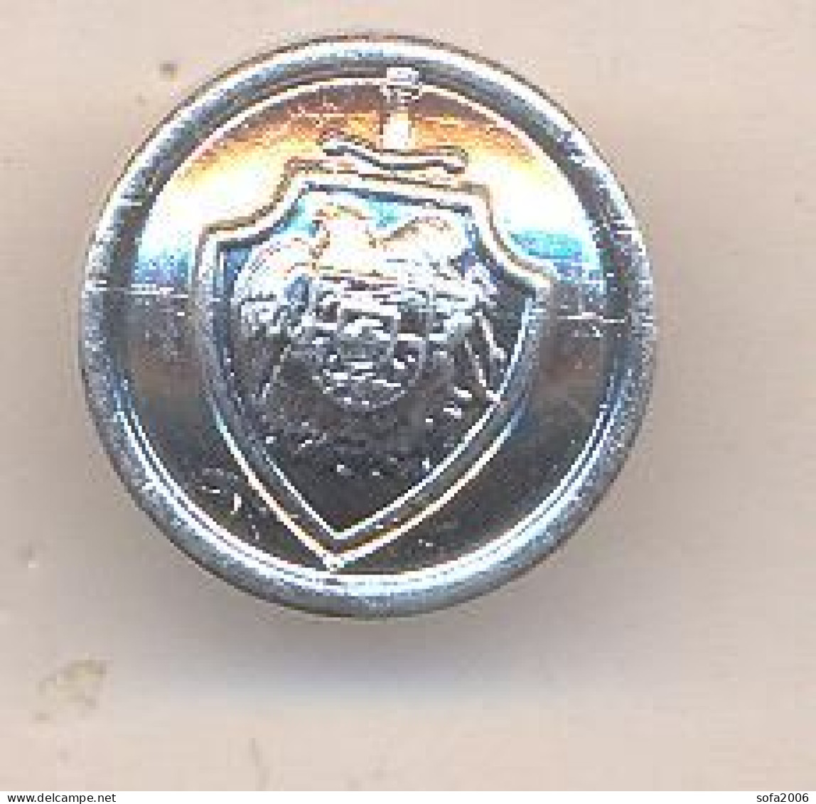 Buttons.Armenia.Police.On Shoulder Straps 14 Mm. - Knoppen