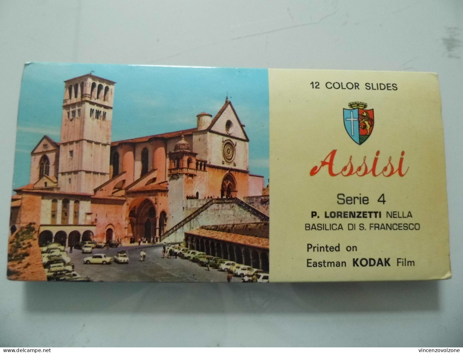 Souvenir "ASSISI 12 COLOR SLIDES Serie 4 P. LORENZETTI NELLA BASILICA DI S. FRANCESCO" Colorvald - Valdagno 1965 - Diapositives