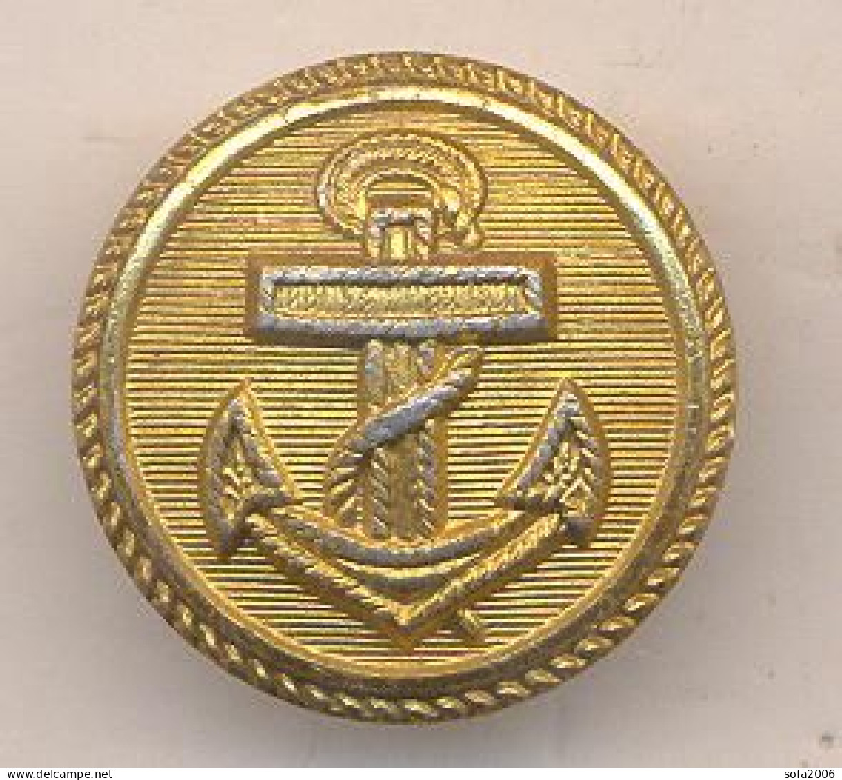 Germany. Naval Button With The Stamp Of 1939. Diameter 20mm. - Buttons