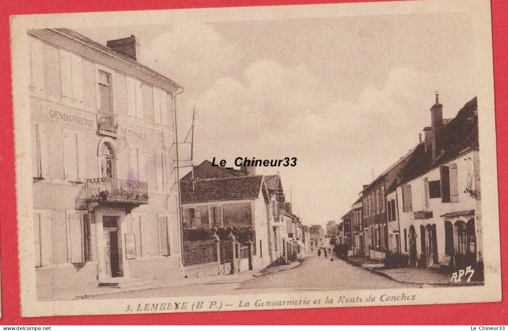 64 - LEMBEYE---La Gendarmerie Et La Route De Conchez----cpsm Pf - Lembeye