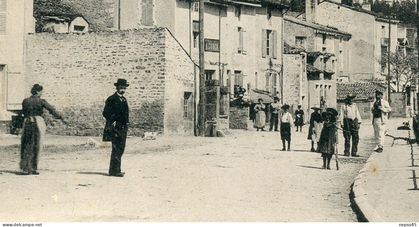 Doulaincourt (52)  Rue De La Gare.carte Animée - Doulaincourt