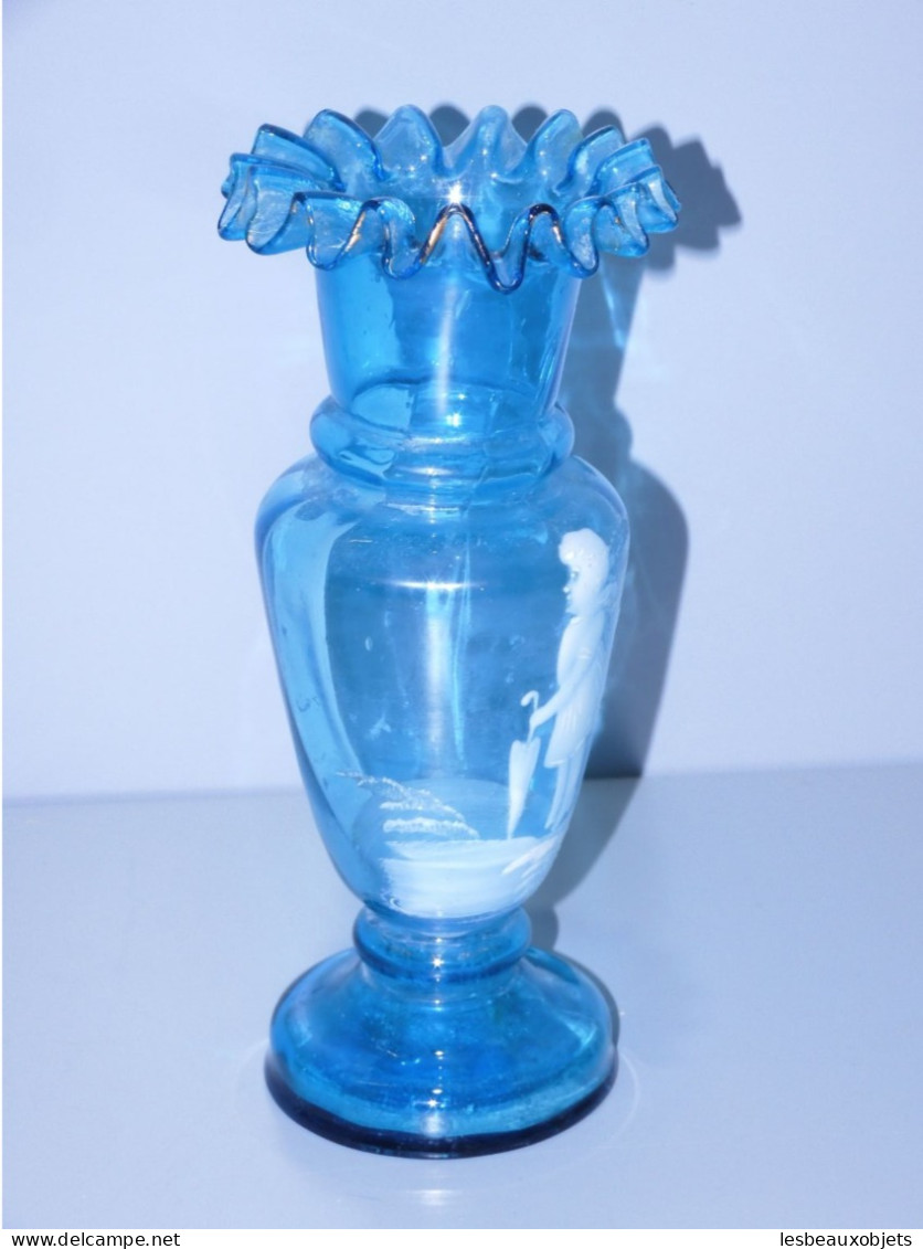 -VASE VERRE Bleu MARY GREGORY PETITE FILLE au PARAPLUIE Haut Volanté déco   E