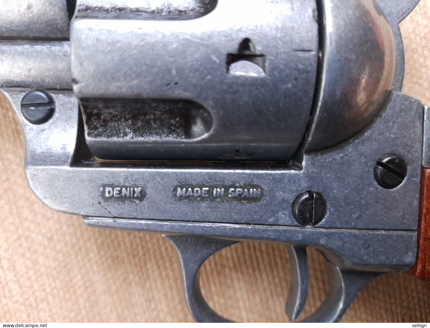 Colt 45 ( réplique denix ) 1990 's