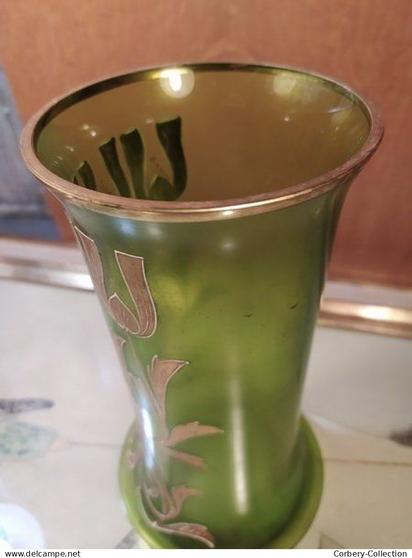 Vase Verre Émaillé Legras Décor de Fleurs & Ruban Doré Non signé