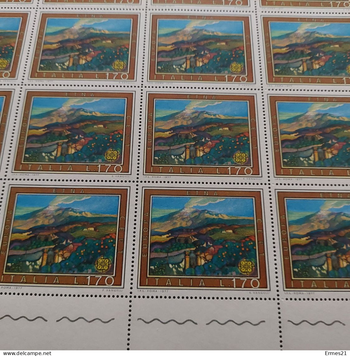 Francobolli 1977. Etna . Condizioni Eccellenti. Nuovo. Valore Lire 170×25pz. - Feuilles Complètes