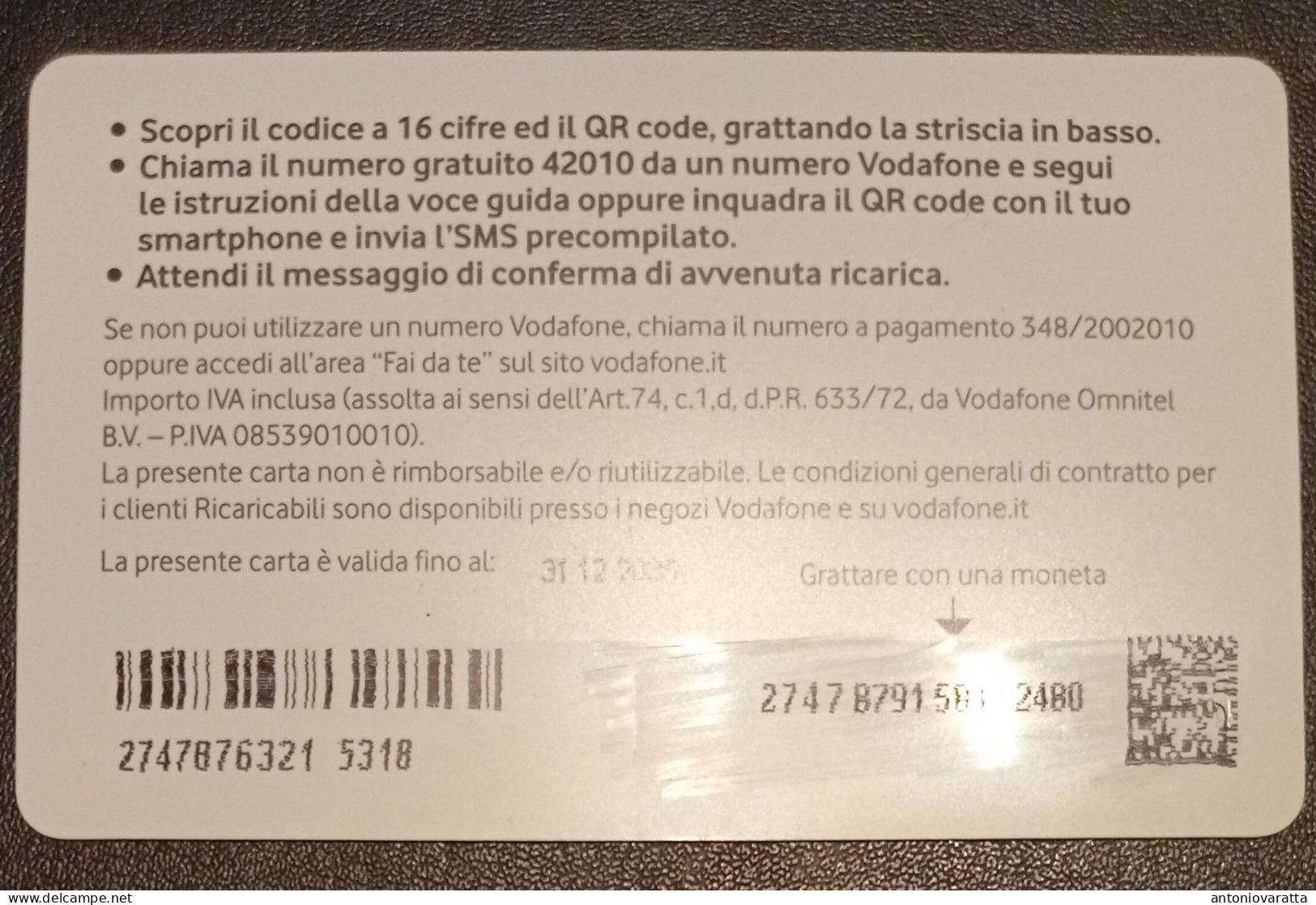 SCH0004 SCHEDE TELEFONICHE - ITALIA - RICARICA VODAFONE - 10 EURO - Públicas Ordinarias