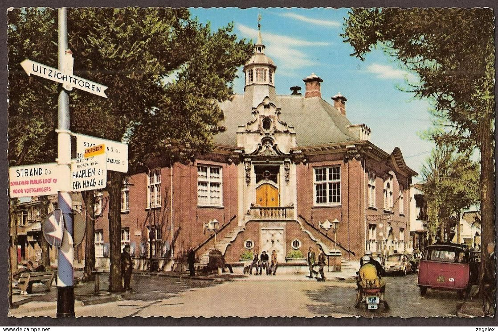 Zandvoort - Raadhuis - Straatbeeld 1965 - Zandvoort