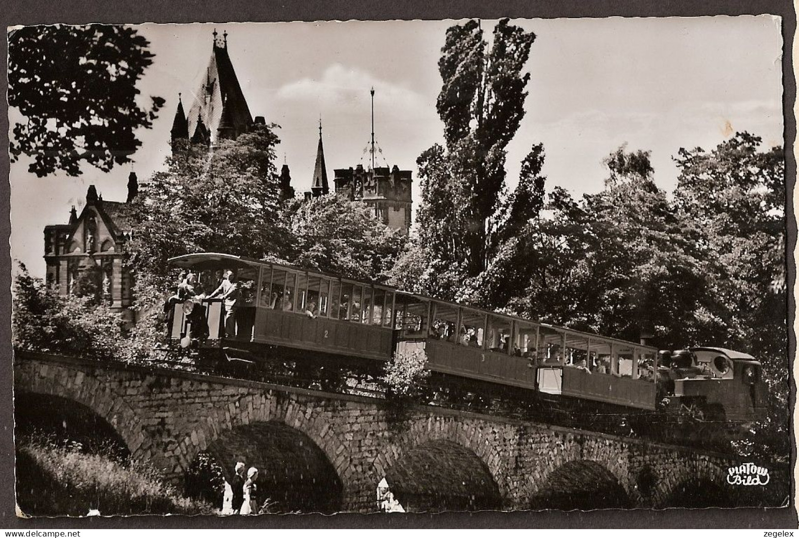 Drachenfels-Bahn Mit Drachenburg - 1955 Mit Eisenbahn Zug , Train, Chemins De Fer. Lokomotive - Drachenfels