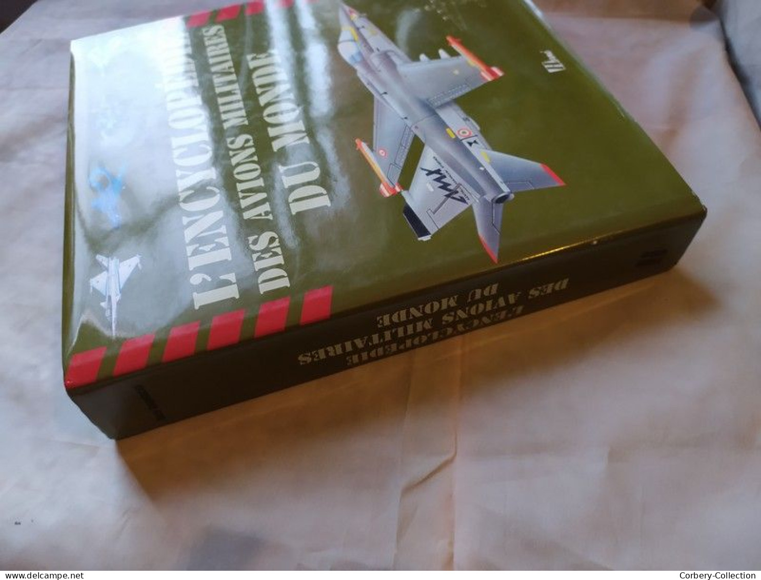 L'Encyclopédie des Avions Militaires du Monde Éditions Hermé