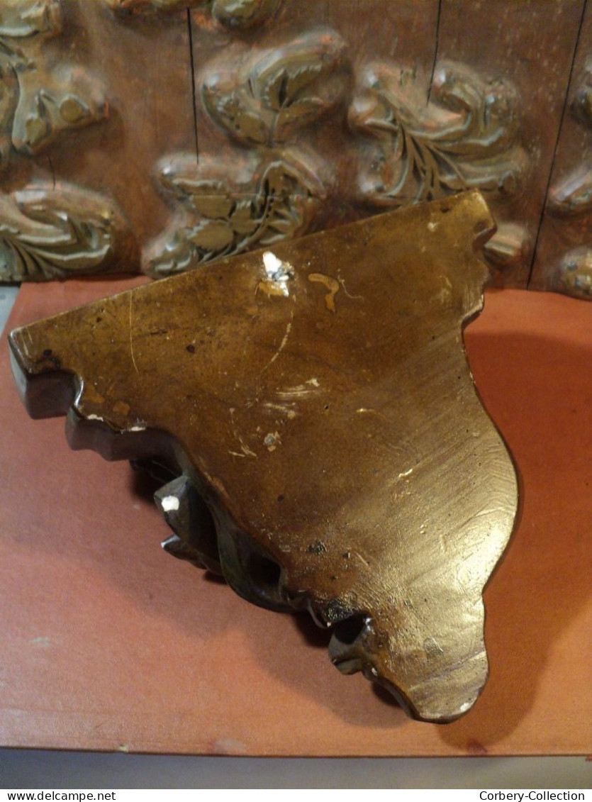 Console en Plâtre Polychrome Style Médiéval Chimère Dragon.