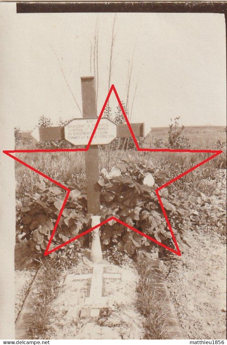 Photo 1914 RAMSCAPELLE (Nieuwpoort) - Tombe Du Sous-lieutenant S. Mendiaux, 6ème Rgt De Ligne 20/10/14 (A252, Ww1, Wk 1) - Nieuwpoort