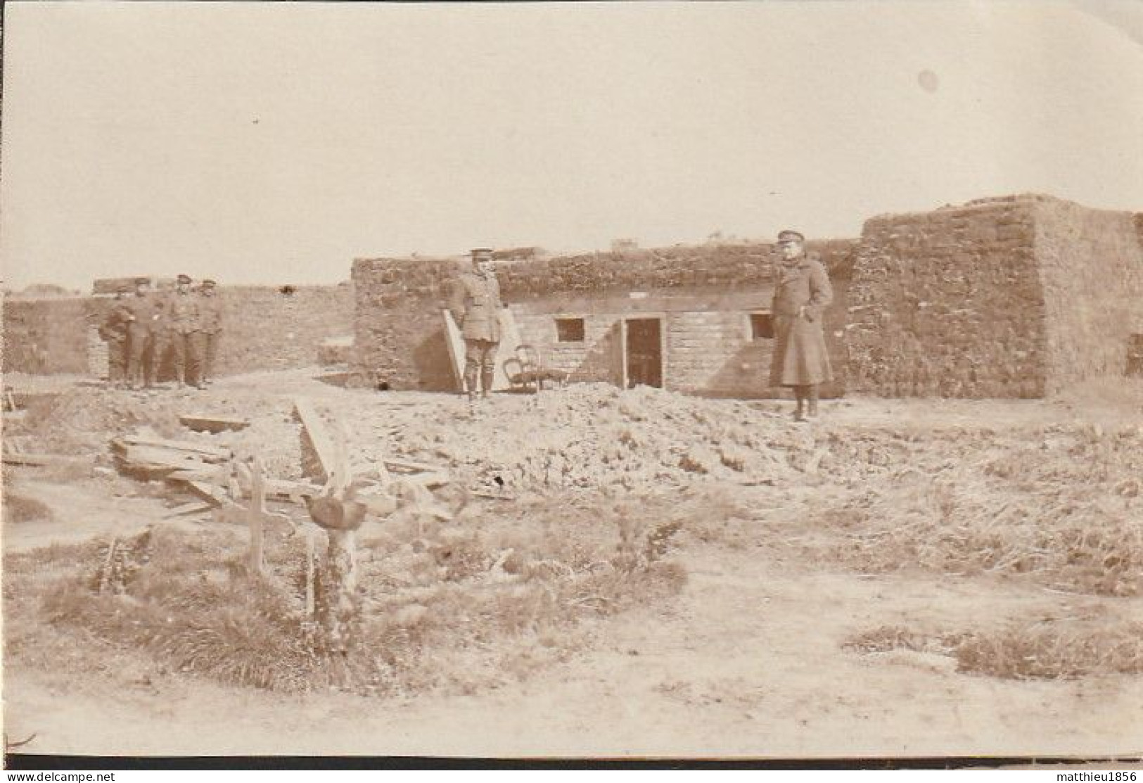 Photo 14 18 NIEUWPOORT (Nieuport) - Bataille De L'Yser, Tombes, Abri En Dur, Bunker, Blockhaus (A252, Ww1, Wk 1) - Nieuwpoort