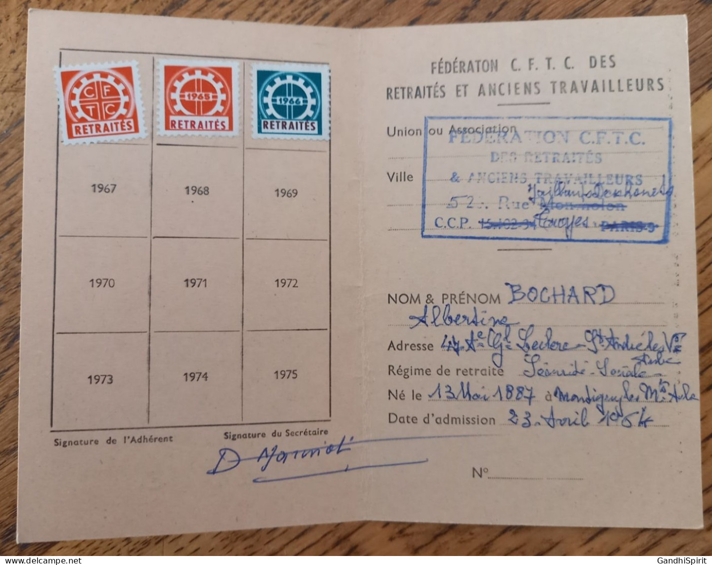 CFTC Vignettes Sur Carte Confédérale Timbres Cotisation Retraités 1964 à 1966 Saint André Les Vergers Bochard Albertine - Briefe U. Dokumente