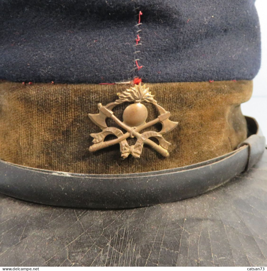 KEPI 1884 SOUS OFFICIER 1914 1918  EN L'ETAT SAPEURS POMPIER INSIGNE METALIQUE - Casques & Coiffures