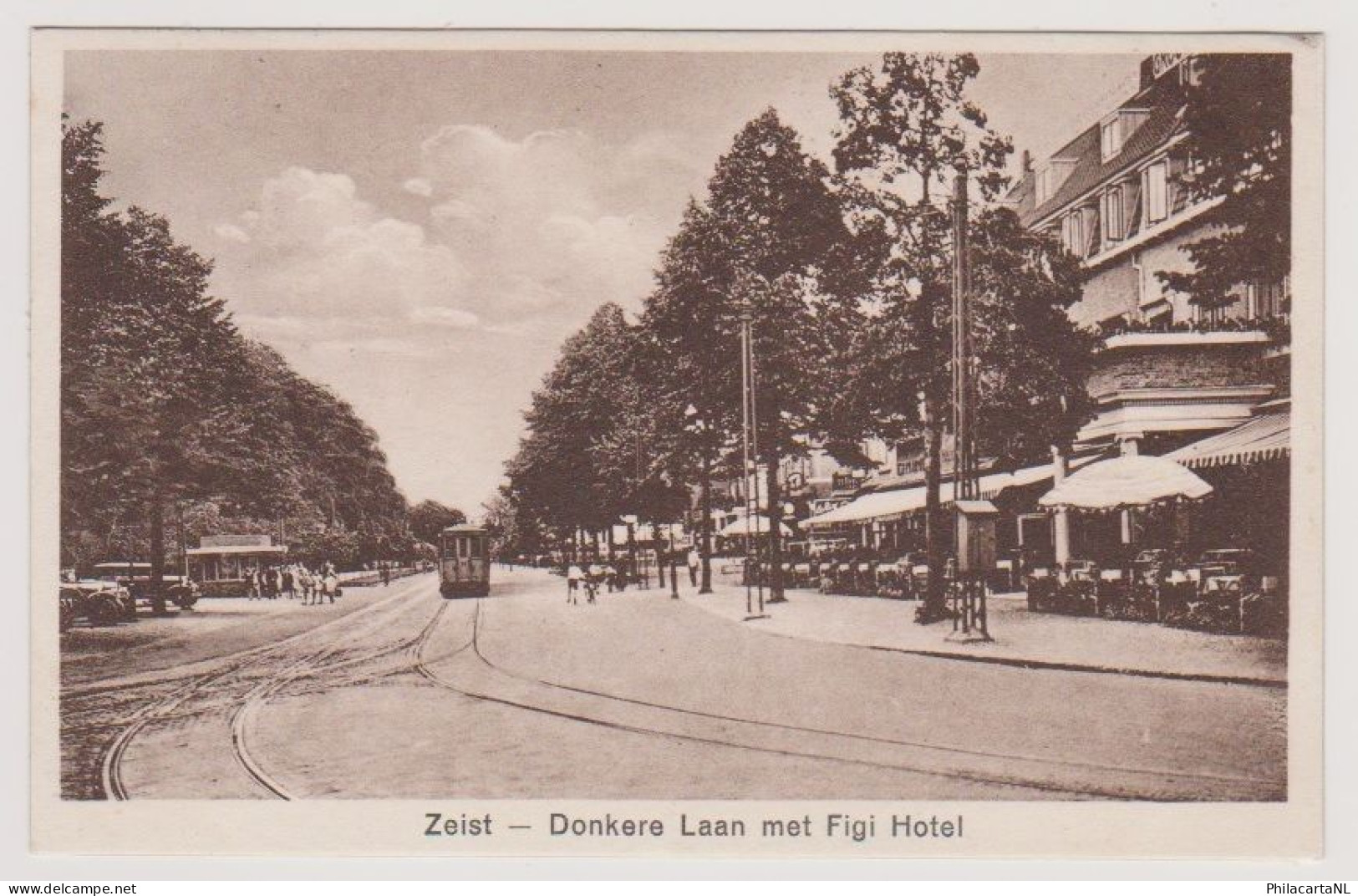 Zeist - Donkere Laan Met Figi Hotel En Tram - Zeist