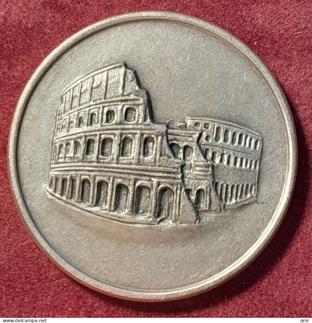 Medaglia Il Colosseo Roma - Monarchia/ Nobiltà