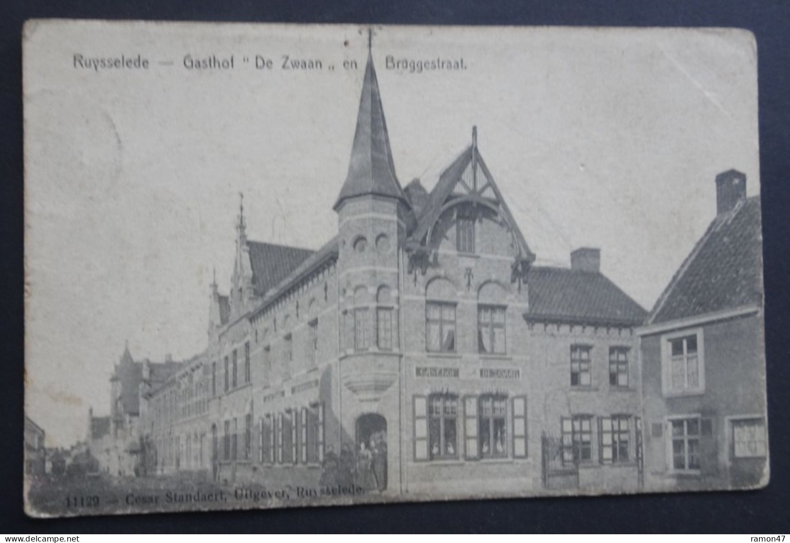 Ruysselede - Gasthof "De Zwaan" En Bruggestraat - Cesar Standaert, Uitgever, Ruisselede - # 11129 - Ruiselede