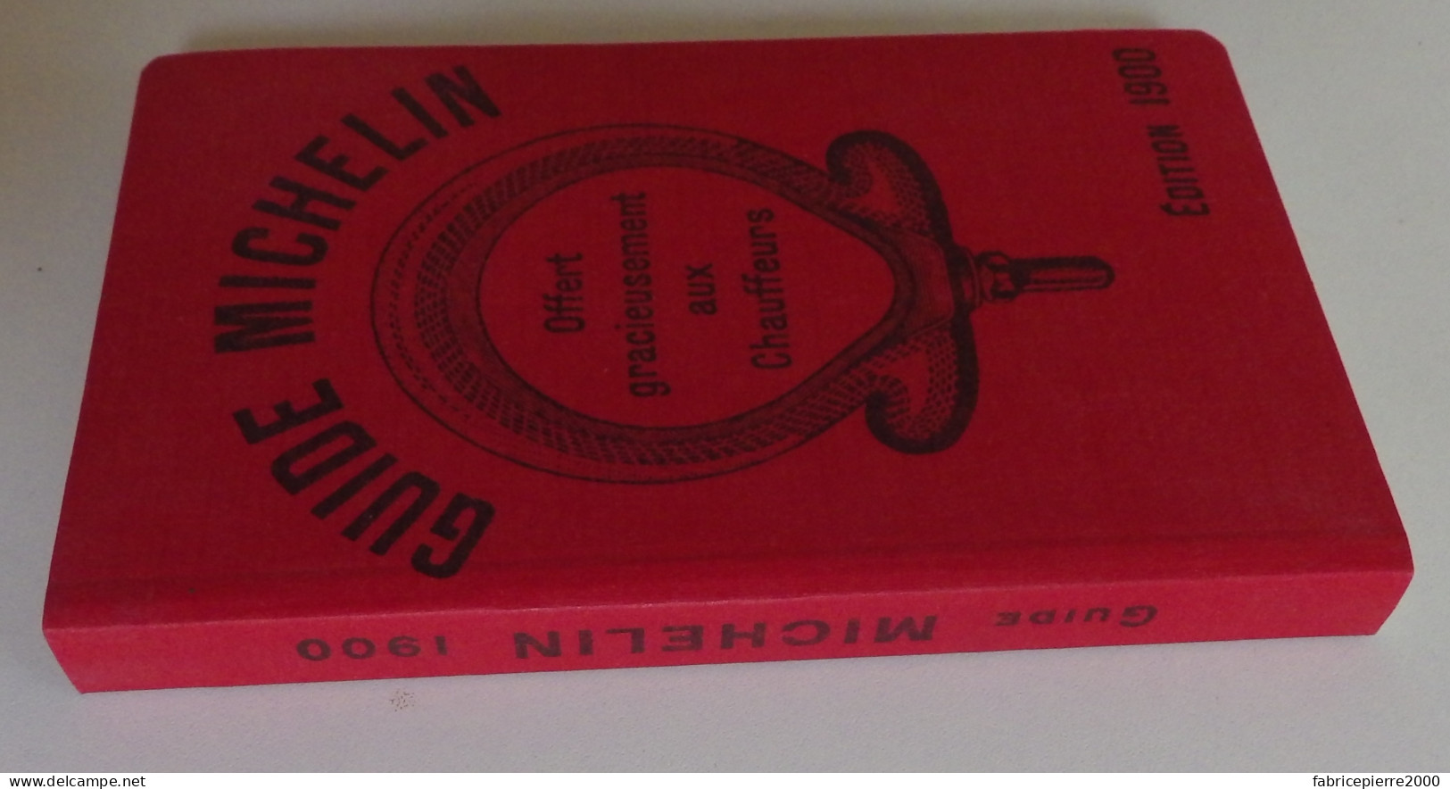 MICHELIN - Guide Offert Gracieusement Aux Chauffeurs édition 1900 Réédition TBE Avec Son Présentoir - Michelin-Führer