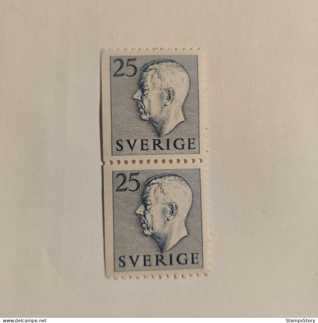 Deux Timbres Suédois De 1954, Roi Gustaf VI 25 Couronne - Unused Stamps