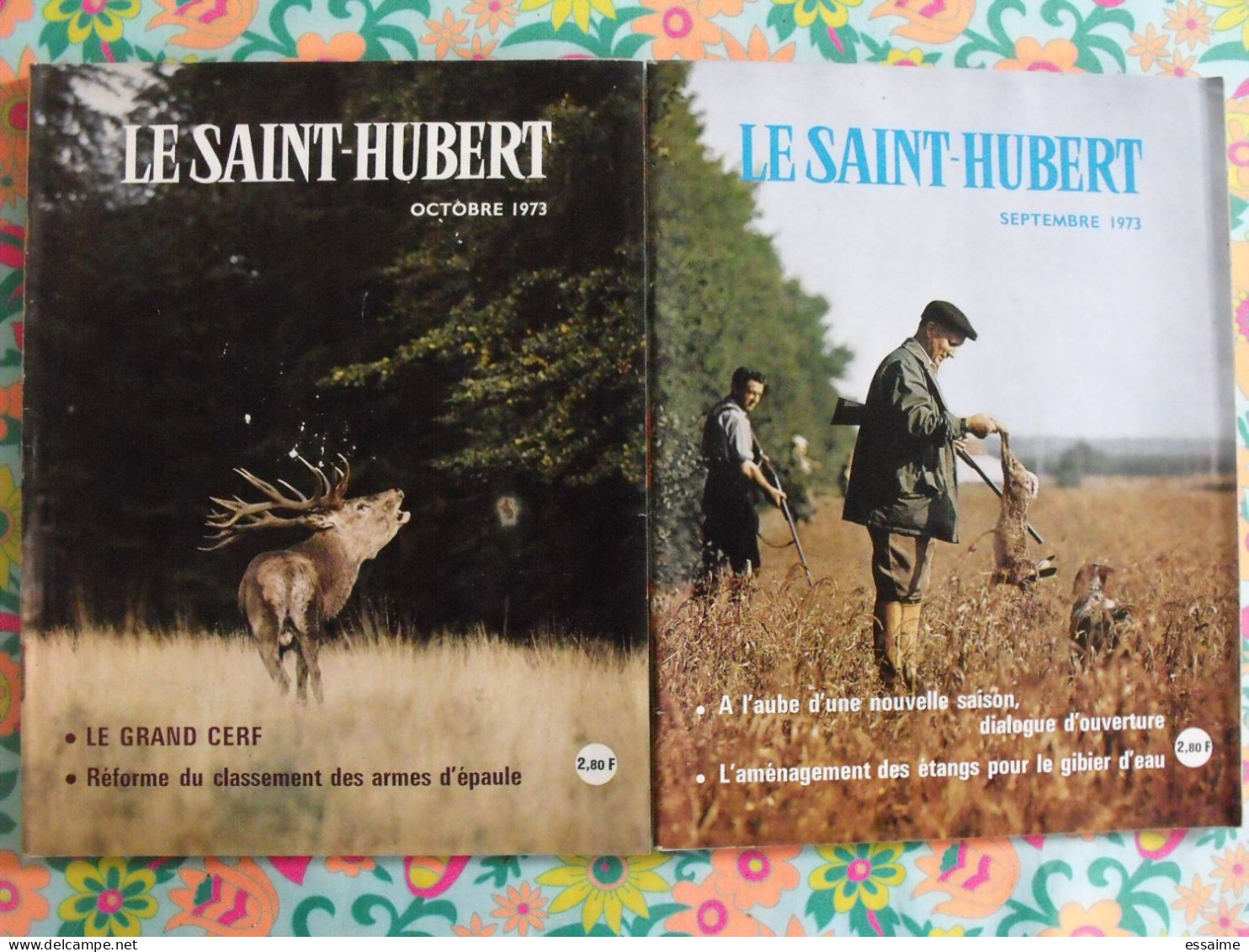 lot de 12 revues Le Saint Hubert de 1973. mensuel. chasse, pêche. année complète.