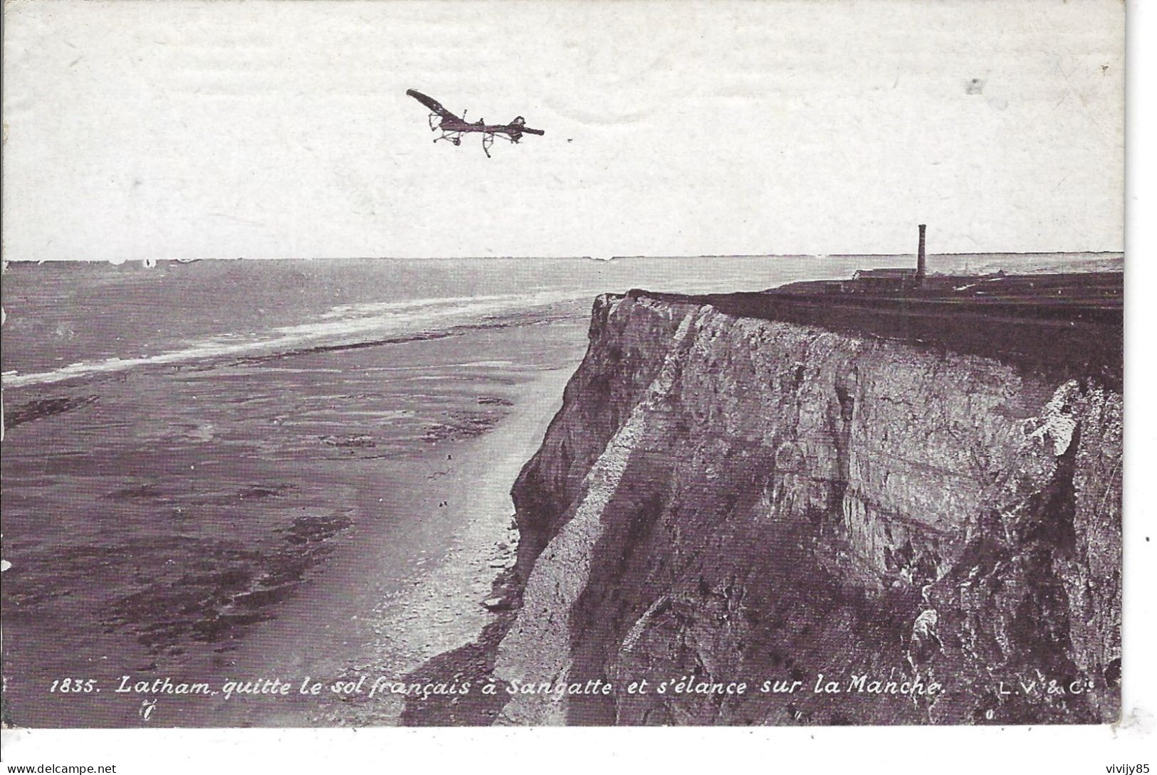 62 - SANGATTE - Latham Quitte Le Sol Français Et Sélance Sur La MANCHE - Aéroplane - Pub. Corsets A.Simon / Mme LEMARIE - Sangatte