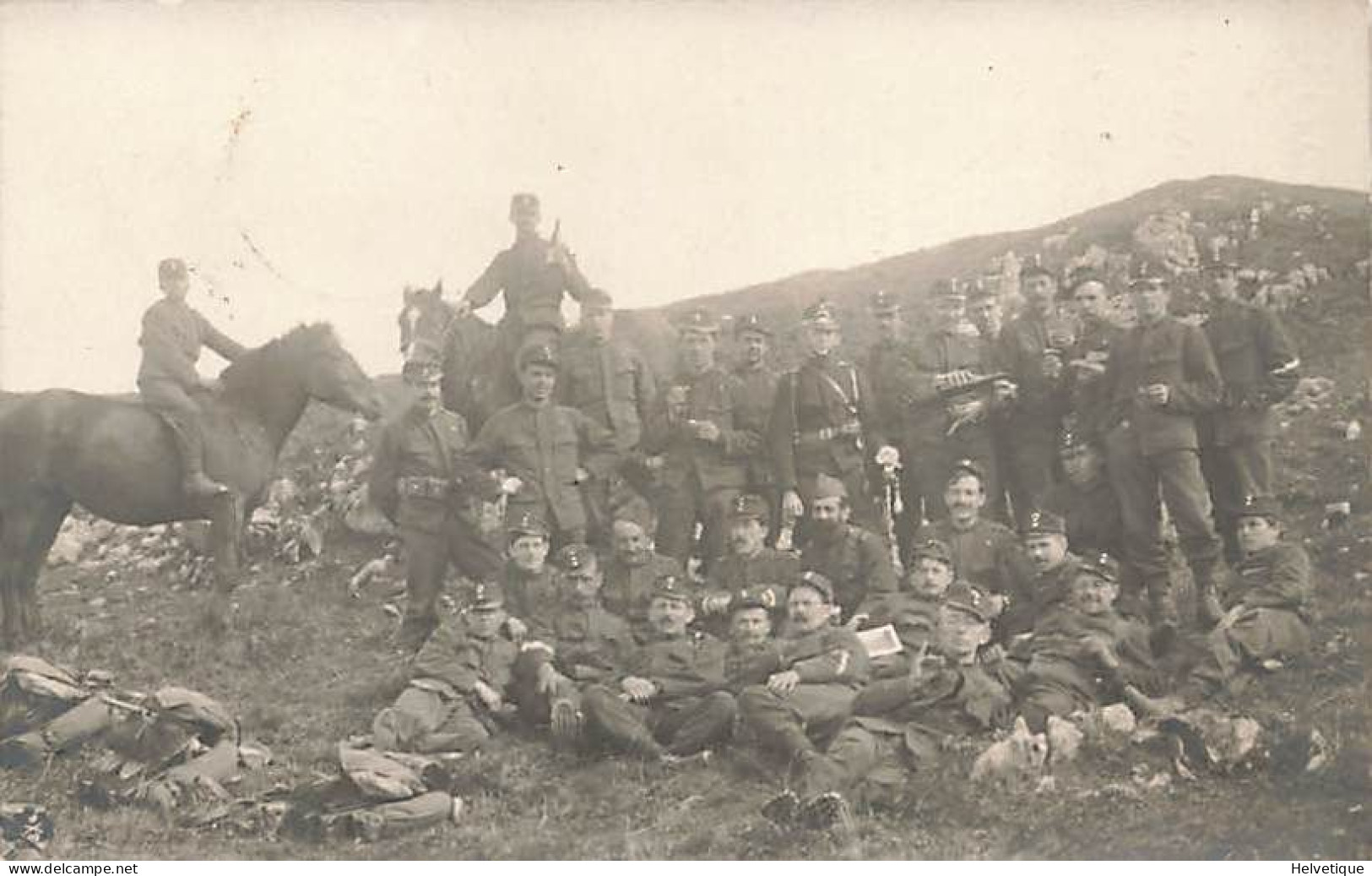 Armée Suisse Militaria - Schweizer Armee  Carte-Photo Foto Groupe De Soldats Soldaten Cavaliers En Montagne Jura - Mon