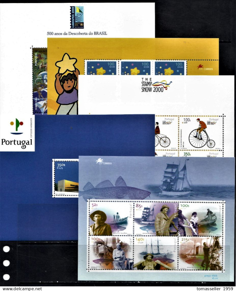 Portugal-2000- Year Set. 18 Issues-(stamps,s/s,booklets)-MNH** - Annate Complete