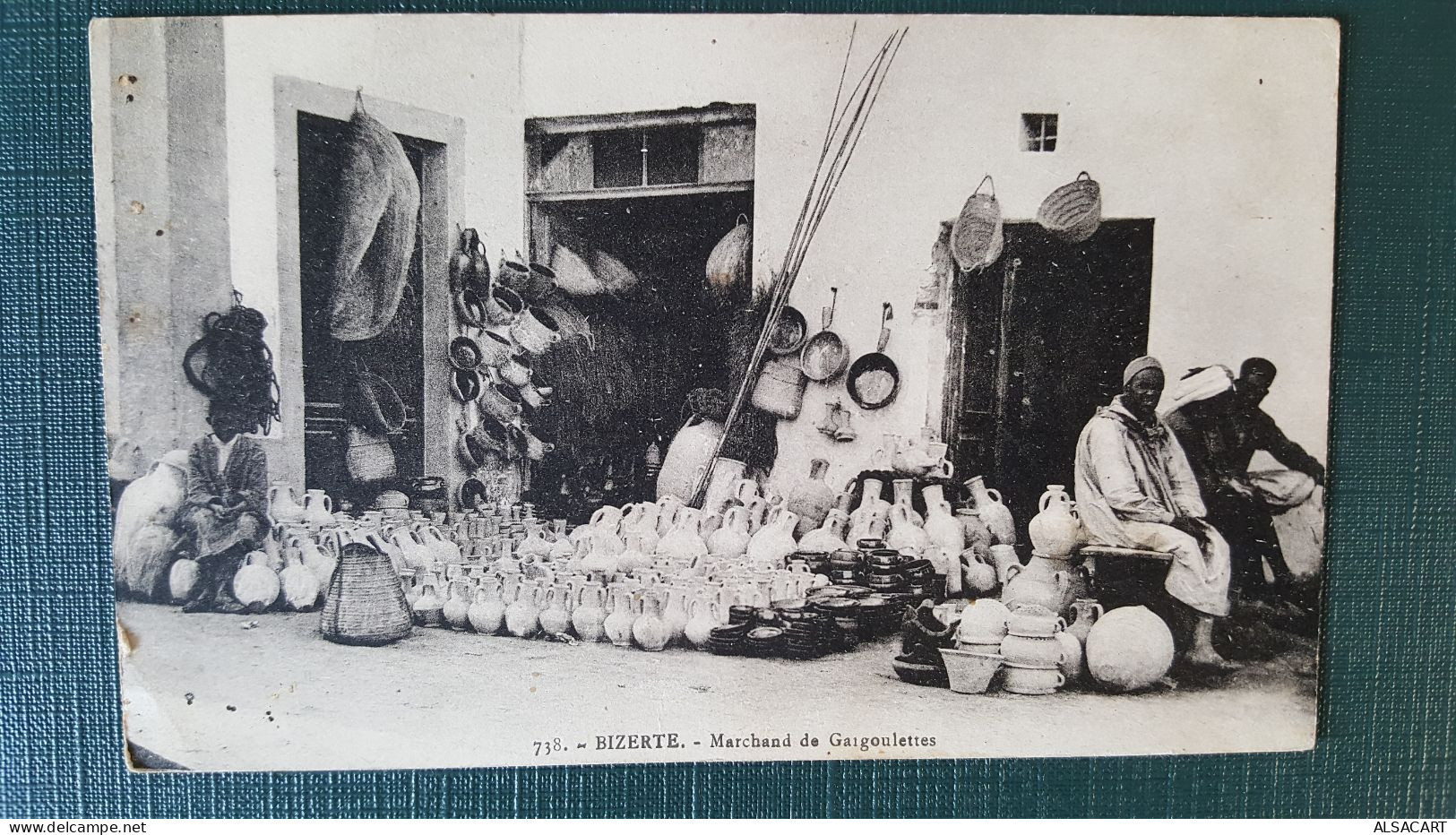 Bizerte , Marchand De Gargoulettes - Tunisia