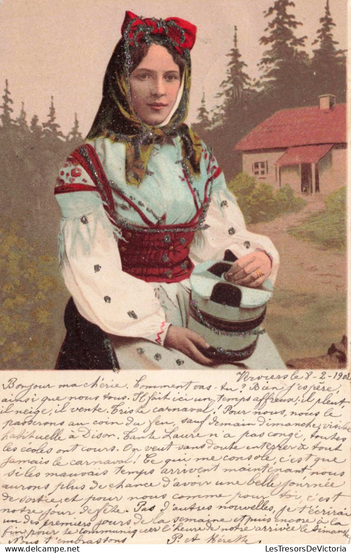 FANTAISIE - Femme En Tenue Traditionnelle -  Carte Postale Ancienne - Frauen