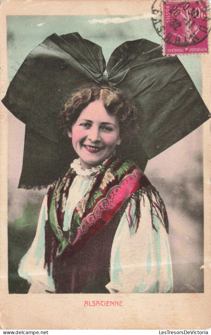 PHOTOGRAPHIE - Alsacienne - Femme - Colorisé - Carte Postale Ancienne - Photographie