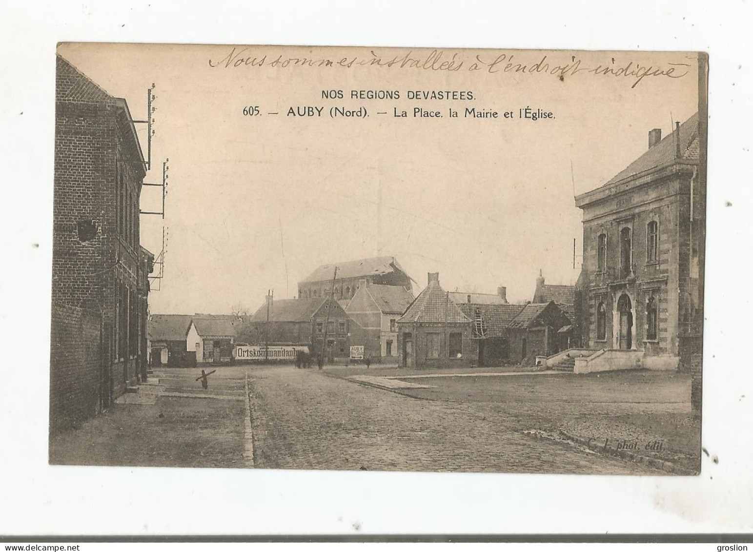 AUBY (NORD) 605 LA PLACE LA MAIRIE ET L'EGLISE - Auby