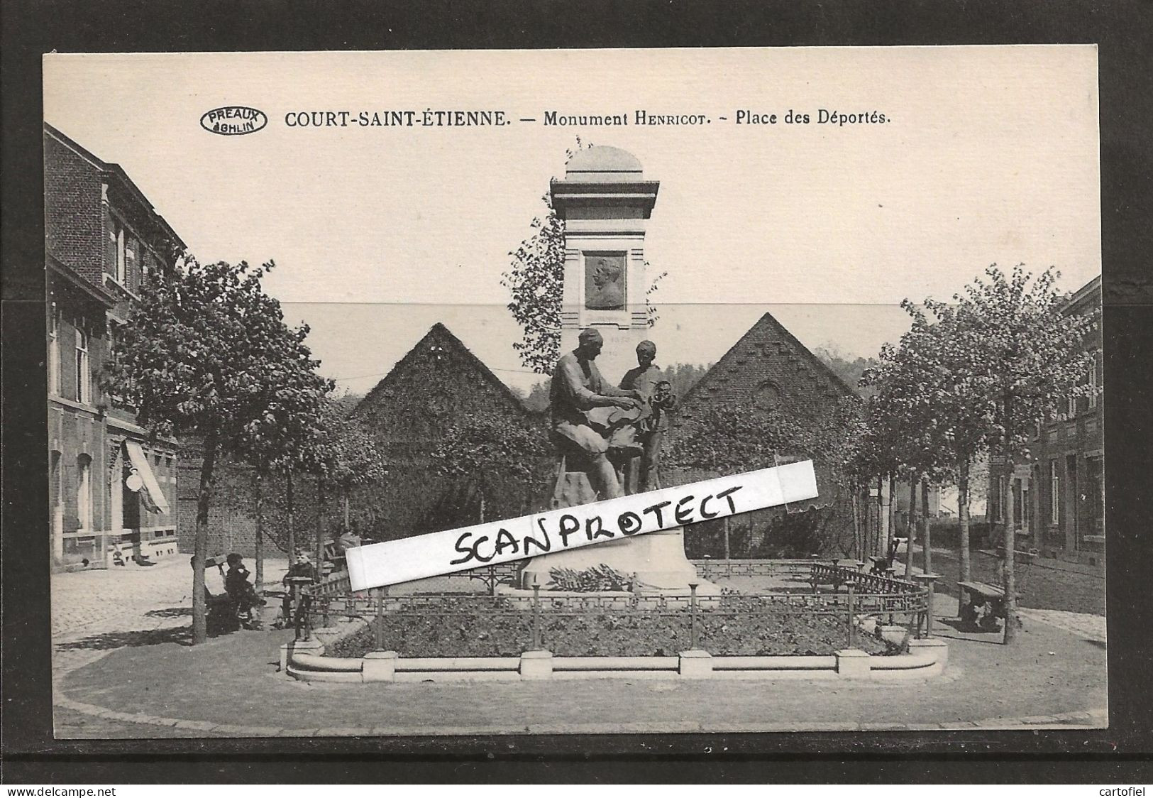 COURT-SAINT-ETIENNE-MONUMENT-HENRICOT-PLACE DES DEPORTES-CARTE ANIMEE-TRES RARE-PAS ENVOYEE-VOYEZ LES 2 SCANS-TOP ! ! ! - Court-Saint-Etienne