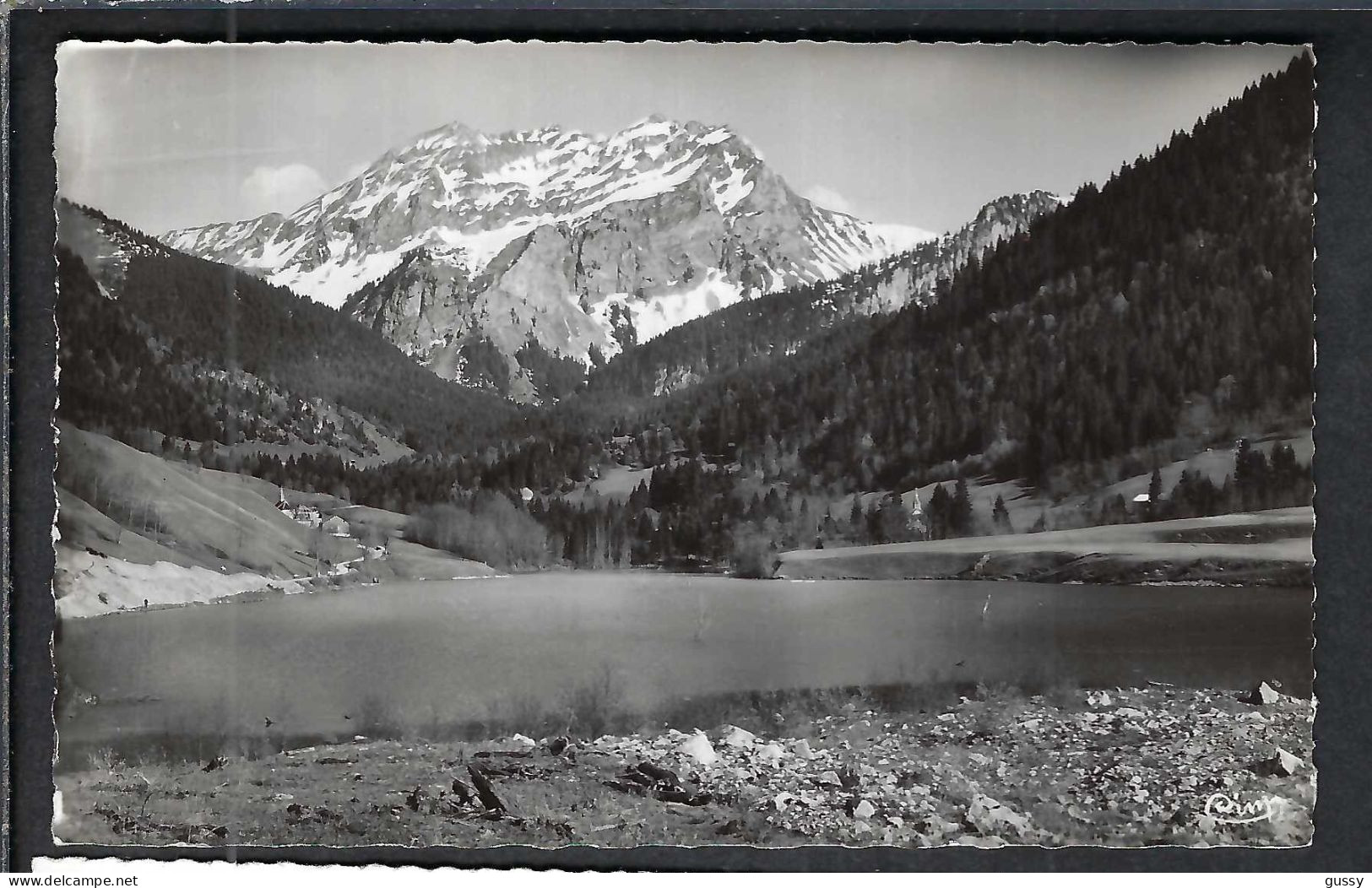 BELLEVAUX Ca.1950: "Le Lac De Bellevaux Et Le Roc D'Enfer", CP D'origine - Bellevaux