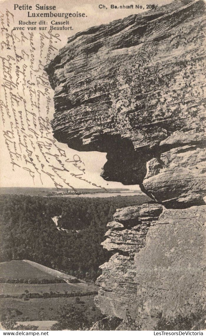 LUXEMBOURG -  Petite Suisse Luxembourgeoise - Rocher Casselt Avec Vue Sur Beaufort - Carte Postale Ancienne - Müllerthal