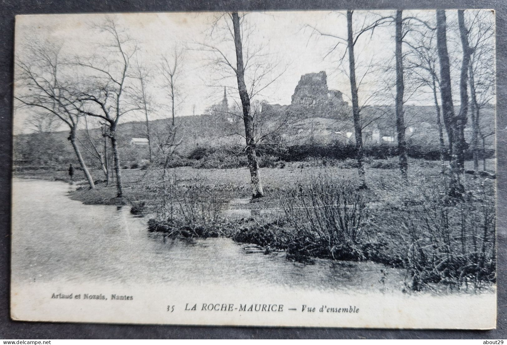 CPA 29 LA ROCHE-MAURICE - Vue D'ensemble - Edit. Artaud Nozais 35 - Réf. S 244 - La Roche-Maurice