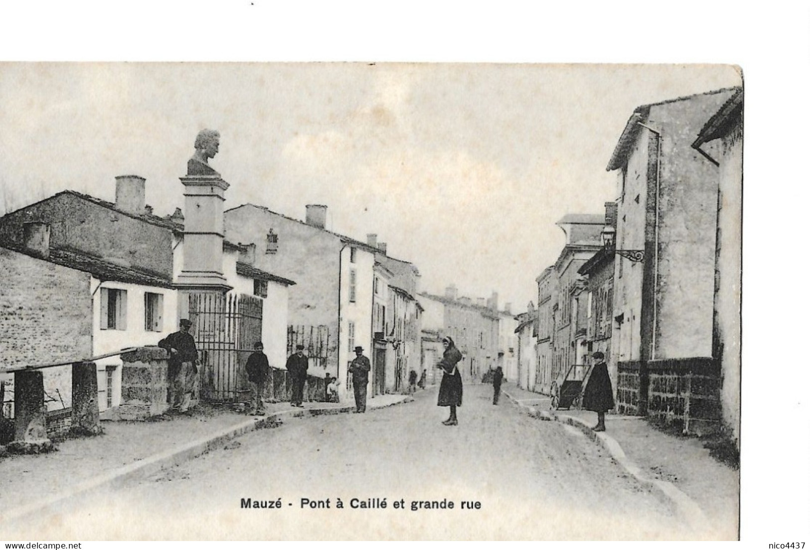 Cpa Mauzé Pont A Caillé Et Grande Rue - Mauze Sur Le Mignon