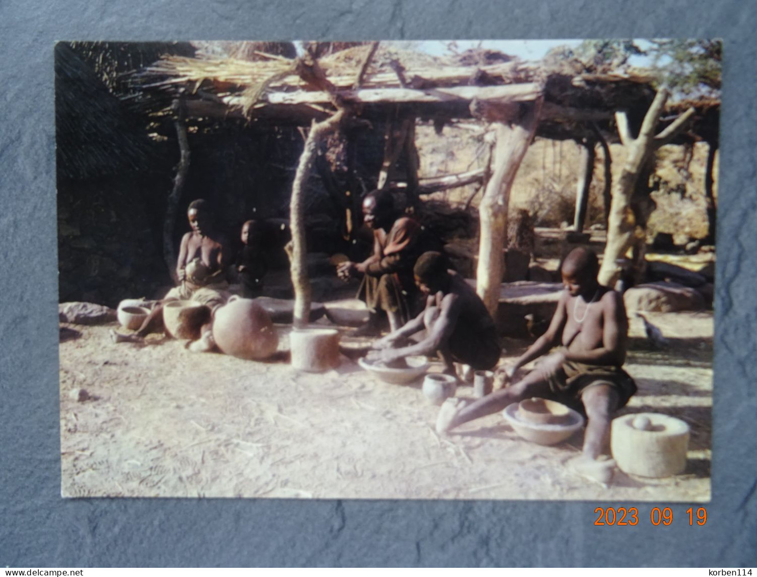 MOKOLO  ATELIER DE POTERIE - Cameroun