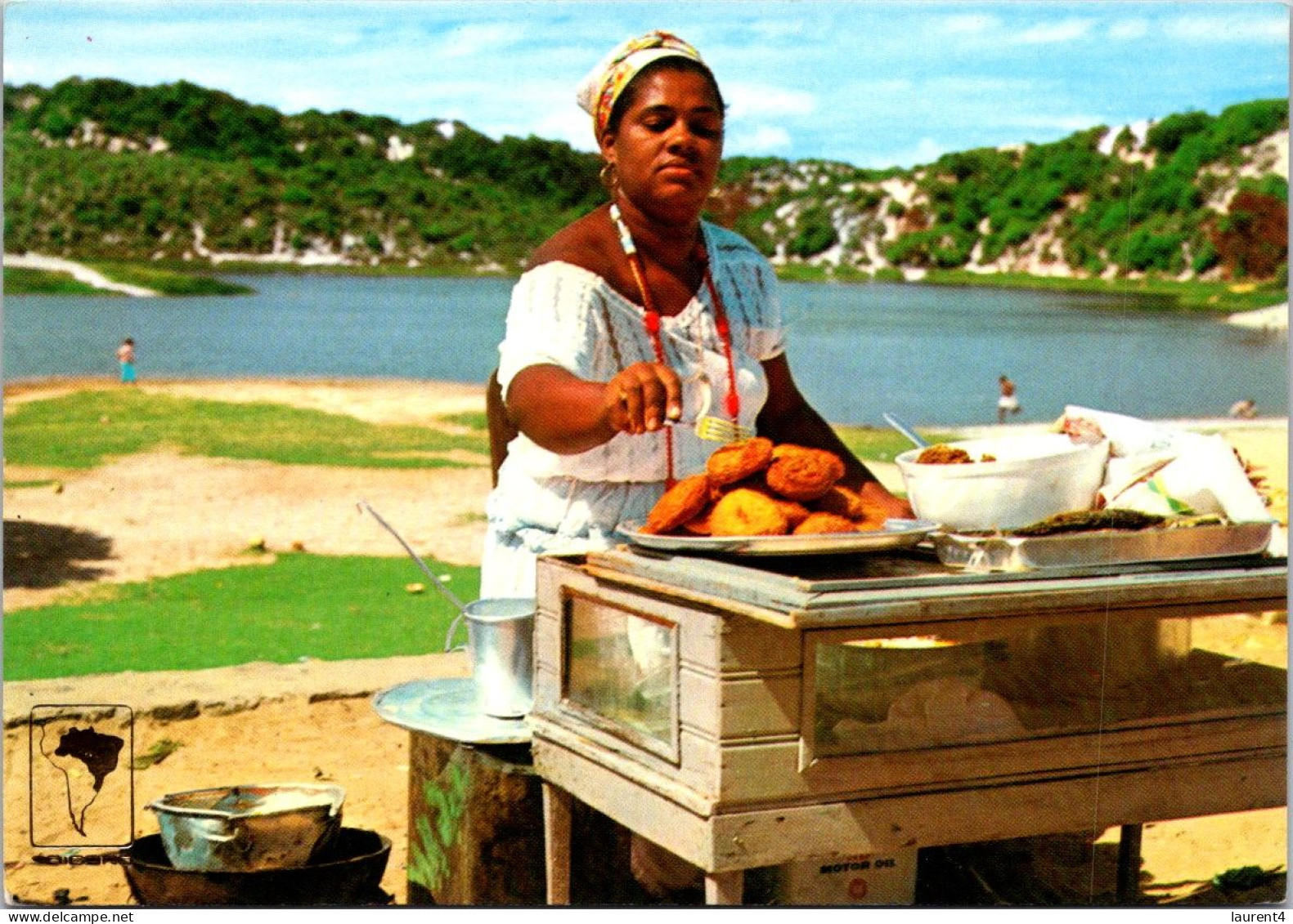 20-9-2023 (1 U 36) Brazil - Abaeté Lagoon - Women Food Seller On Beach - Shopkeepers