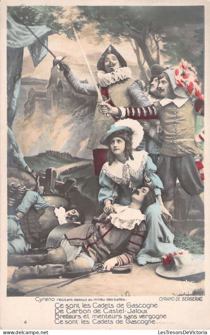 THEATRE - Fantaisie - Cyrano De Bergerac - Les Cadets De Gascogne - Debout Au Milieu Des Balles - Carte Postale Ancienne - Theatre