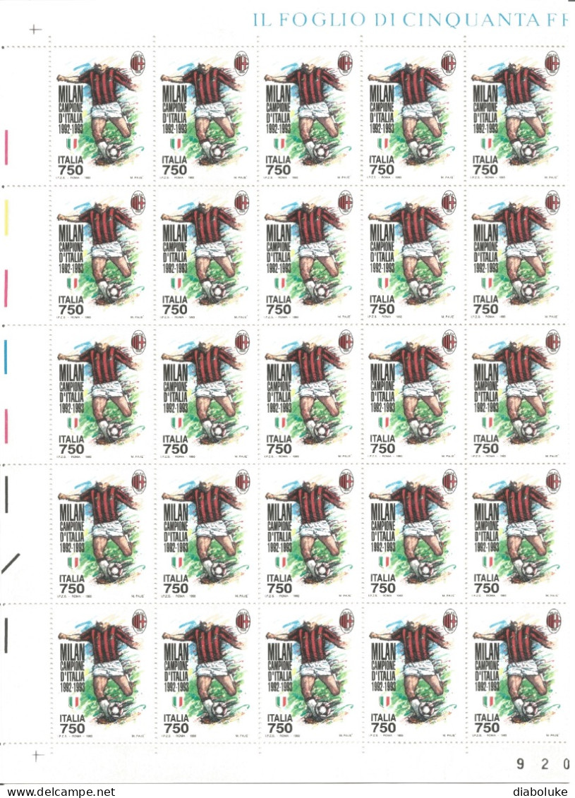 (REPUBBLICA ITALIANA) 1993, MILAN CAMPIONE D'ITALIA - Foglio Di 50 Francobolli Nuovo MNH, Piegato In Due Parti - Full Sheets