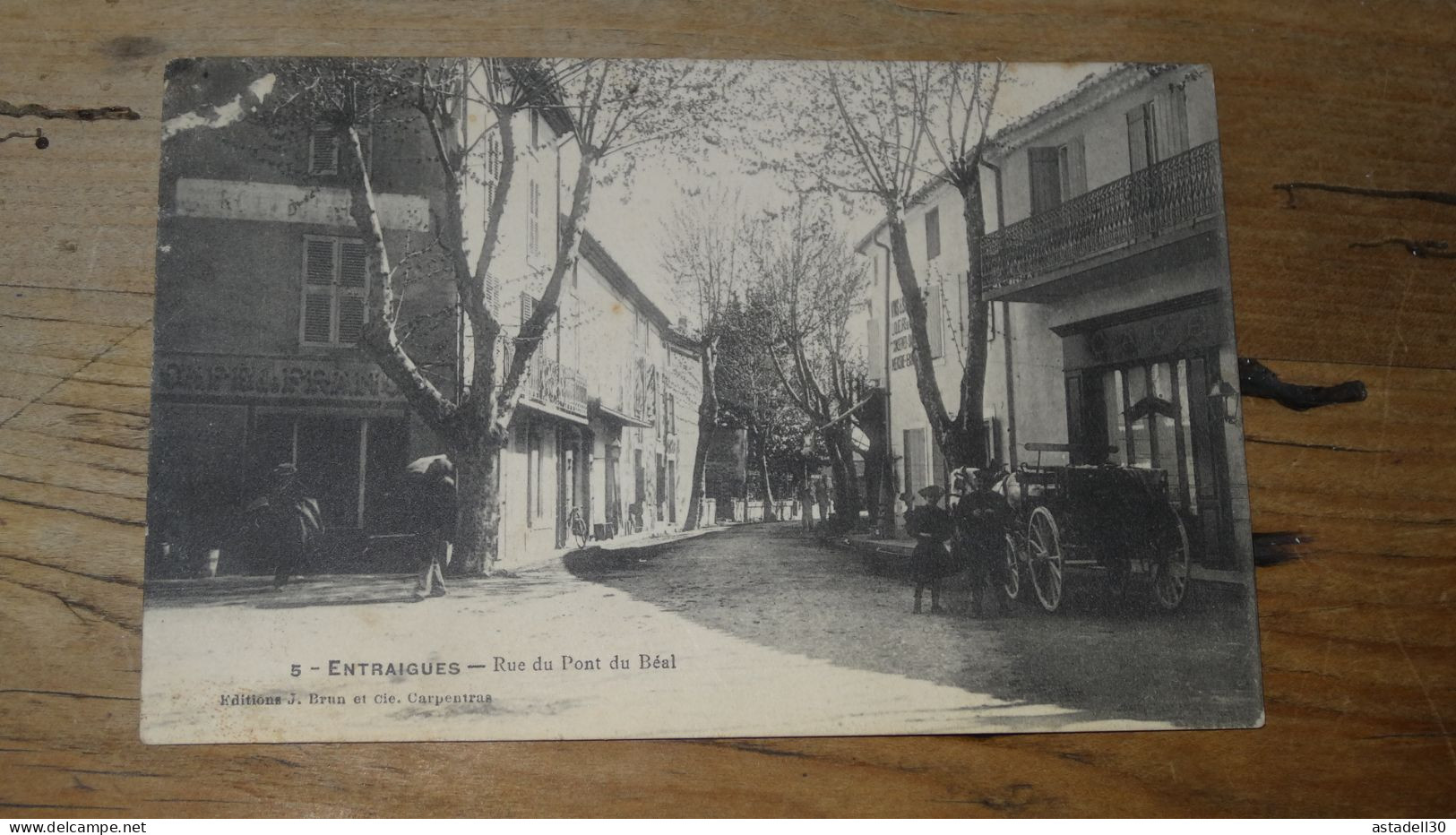 ENTRAIGUES : Rue Du Pont Du Béal   ........... AS-15550 - Entraigue Sur Sorgue