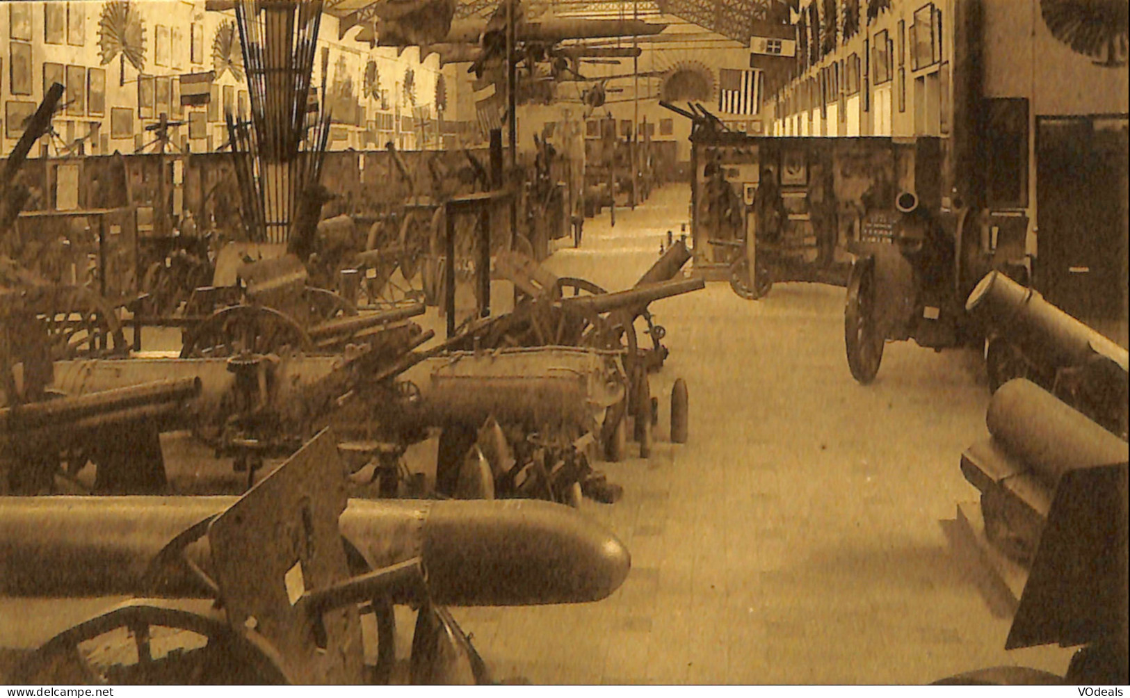 Belgique - Bruxelles - Musée Royal De L'Armée - Salle Des Trophées 1914-1918 - Musea