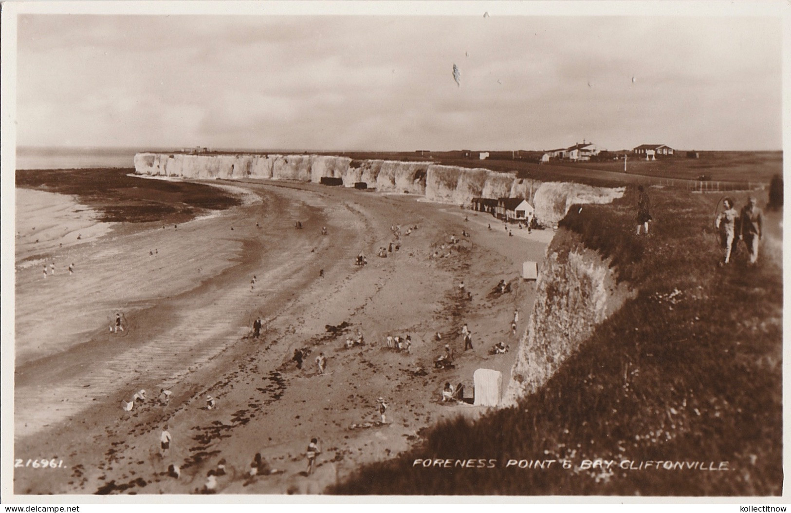 FORENESS POINT TO BAY - CLIFTONVILLE - MARGATE - REAL PHOTOGRAPH - Margate